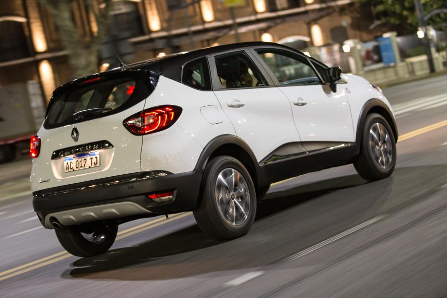  Renault Captur le coq sportif 2018 года  (LA) (фото 5 из 8)